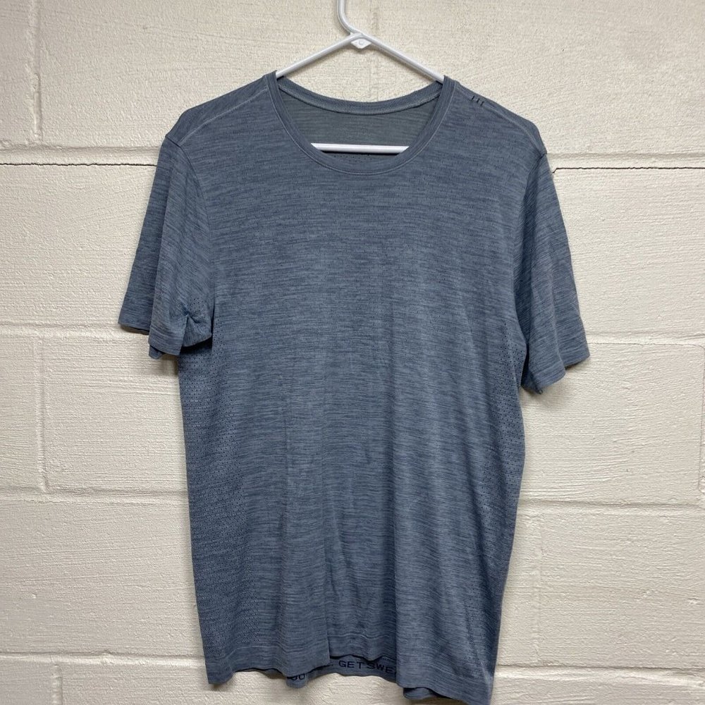 Lululemon vent short sleeve shirt blue gray size medium men’s athletic